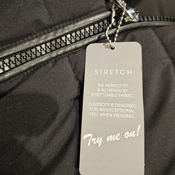 Women Jacket - Picture 8 of 9